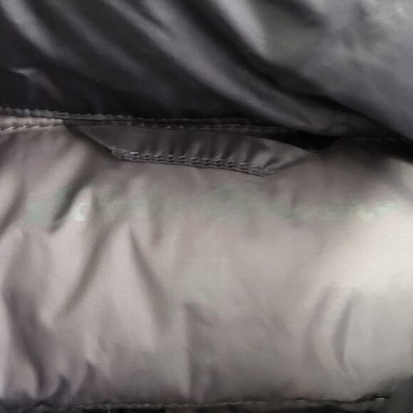 Eddie Bauer Puffer Vest Mens M Full Zip Black 80% Down Lightweight Outdoors Logo - Picture 9 of 12